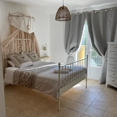Provencale 8 Personnes Villa